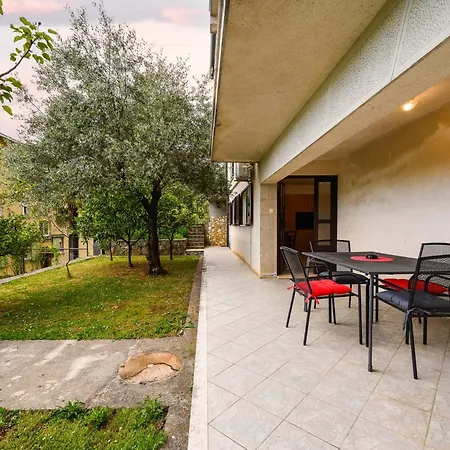 Apartamento Vilma Lovran